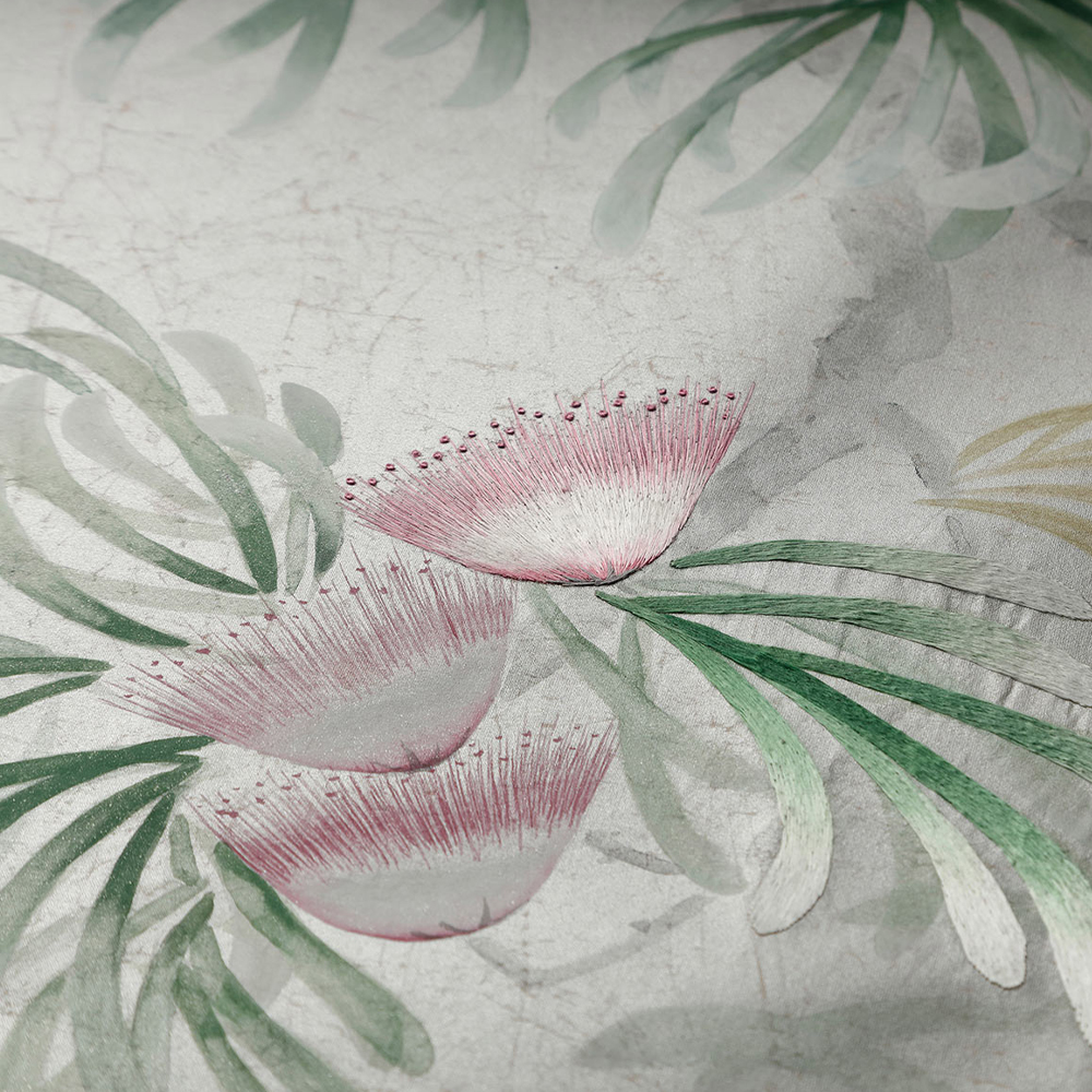 Обои ручная роспись Silk Tree Colourway SC-92 on Crackled Silver on Shell Pink metallic silk