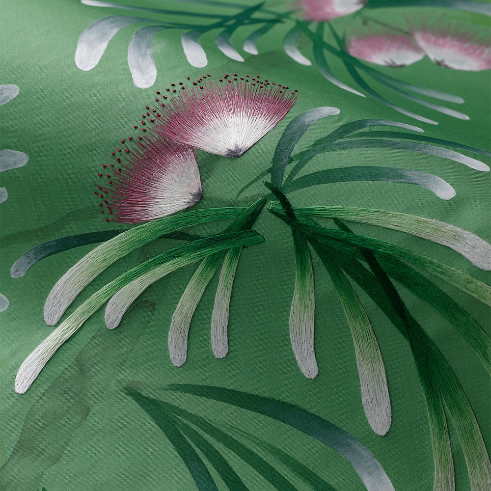 Обои ручная роспись Silk Tree Colourway SC-92 on Emerald Green dyed silk