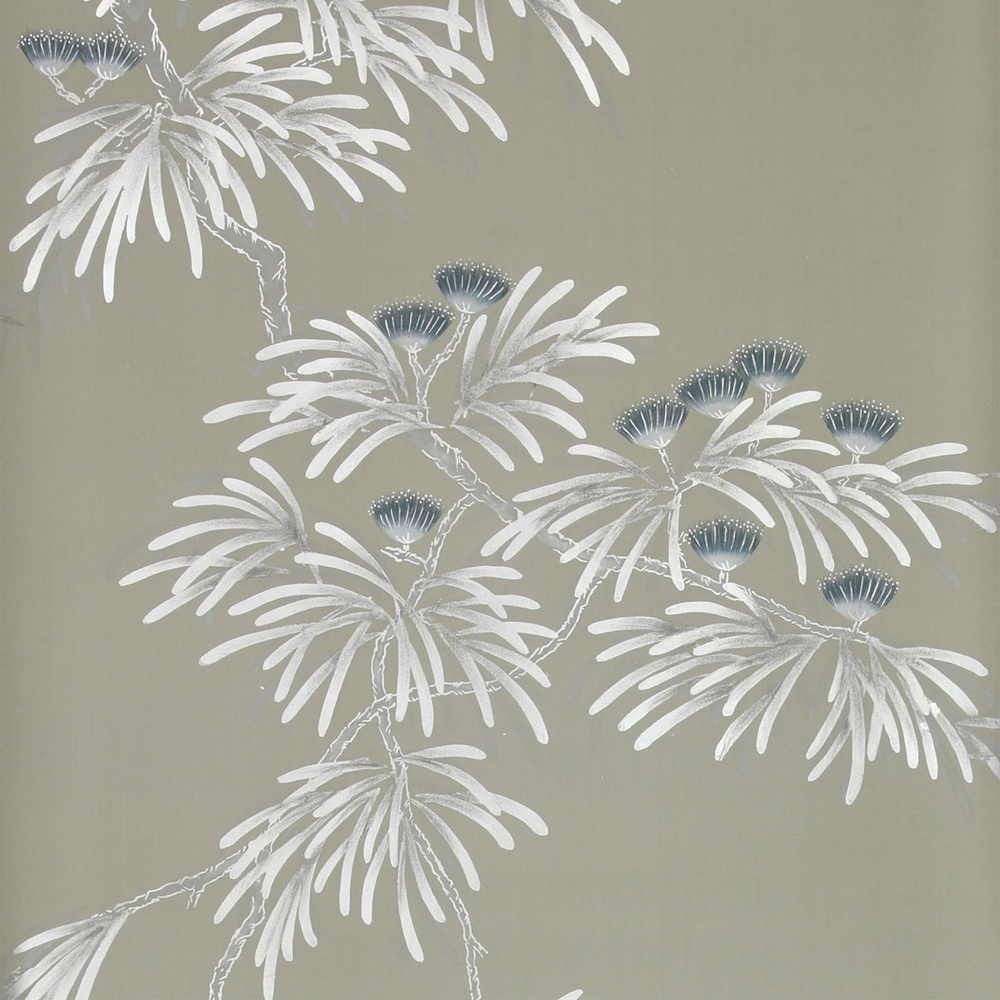 Обои ручная роспись Silk Tree Special Colourway on Pale Grey dyed silk