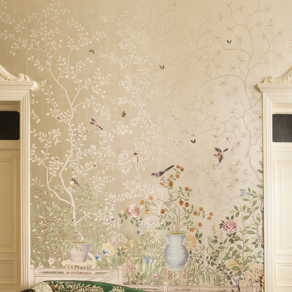 Обои ручная роспись Temple Newsam White Gold gilded silk