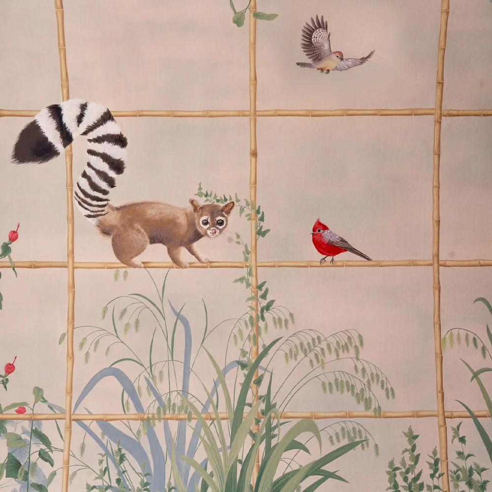 Обои ручная роспись Trellised Menagerie Standard colourway on scenic paper