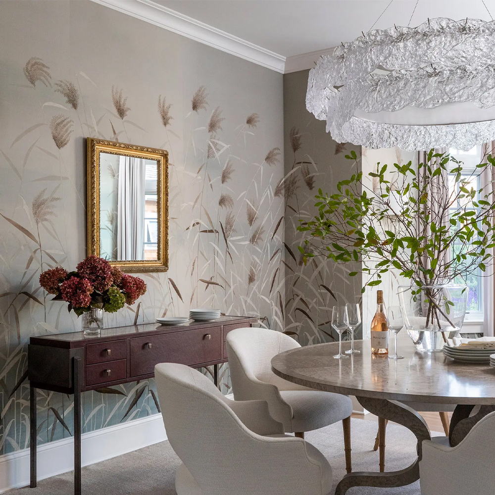 Обои ручная роспись Wild Grasses Special Colourway on Pale Grey dyed silk