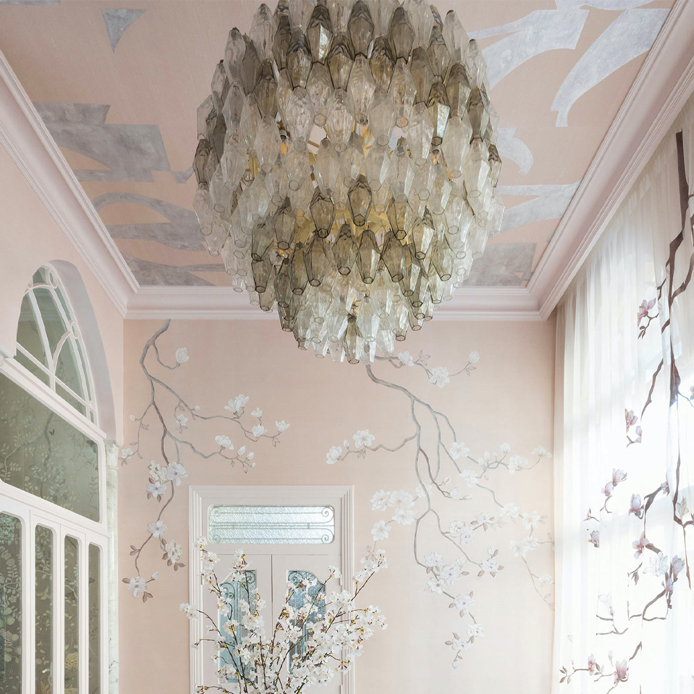 Обои ручная роспись в стиле Арт-деко Symphony Colourway SC-105 on Himalayan Rose silk dupion