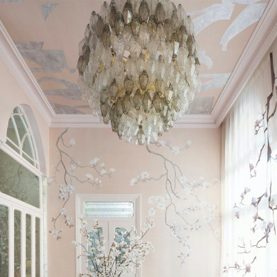 Обои ручная роспись в стиле Арт-деко Symphony Colourway SC-105 on Himalayan Rose silk dupion
