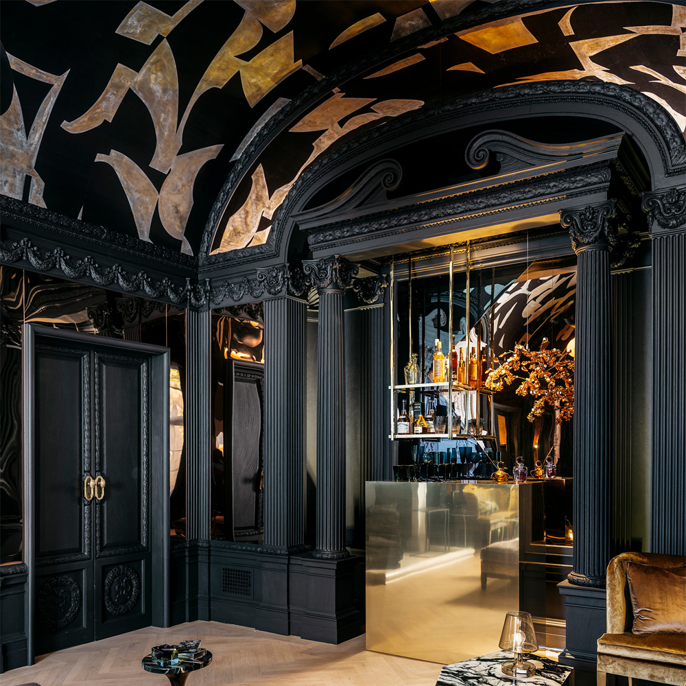 Обои ручная роспись в стиле Арт-деко Symphony Original colourway on Flint silk dupion