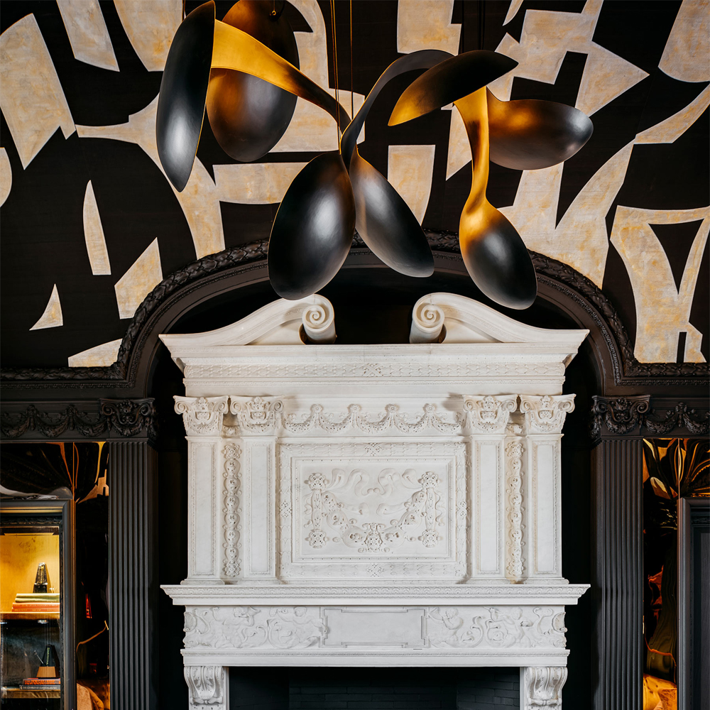 Обои ручная роспись в стиле Арт-деко Symphony Original colourway on Flint silk dupion