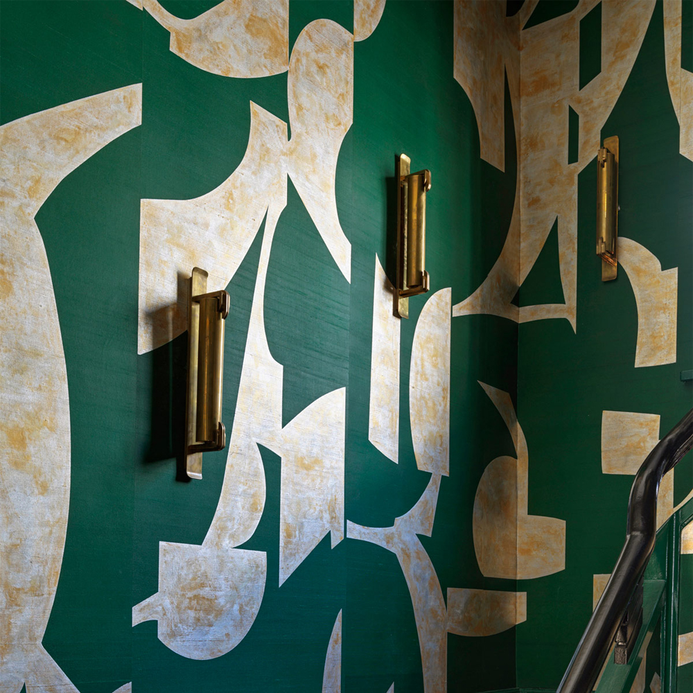 Обои ручная роспись в стиле Арт-деко Symphony Original colourway on Jade silk dupion