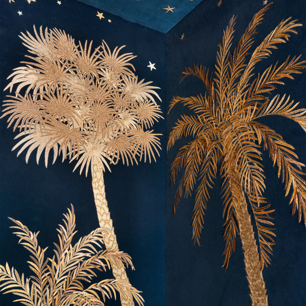 Обои с вышивкой ручной работы Deco Palms Original colourway on velvet