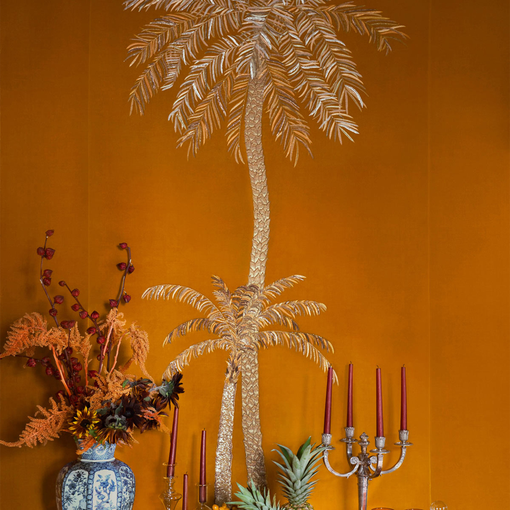 Обои с вышивкой ручной работы Deco Palms Original colourway on velvet 2