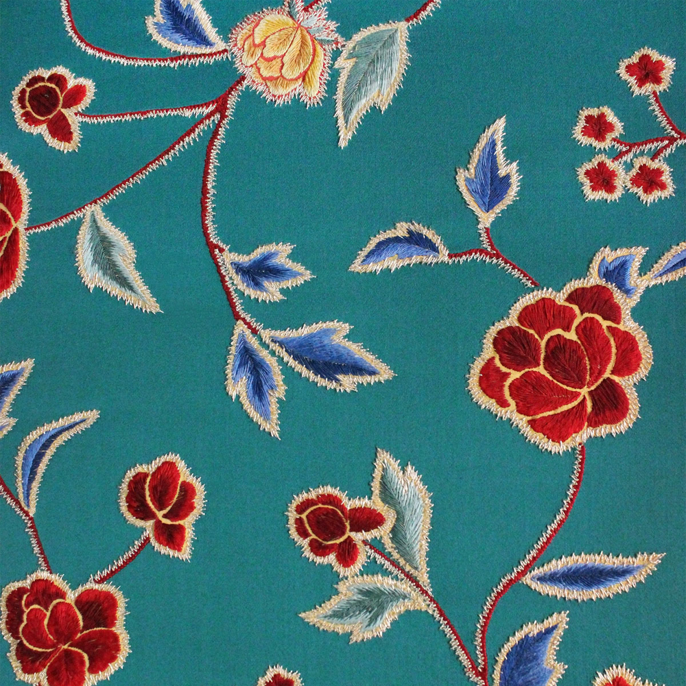 Обои с вышивкой ручной работы Flora Rio colourway on Liso Pine wool sateen