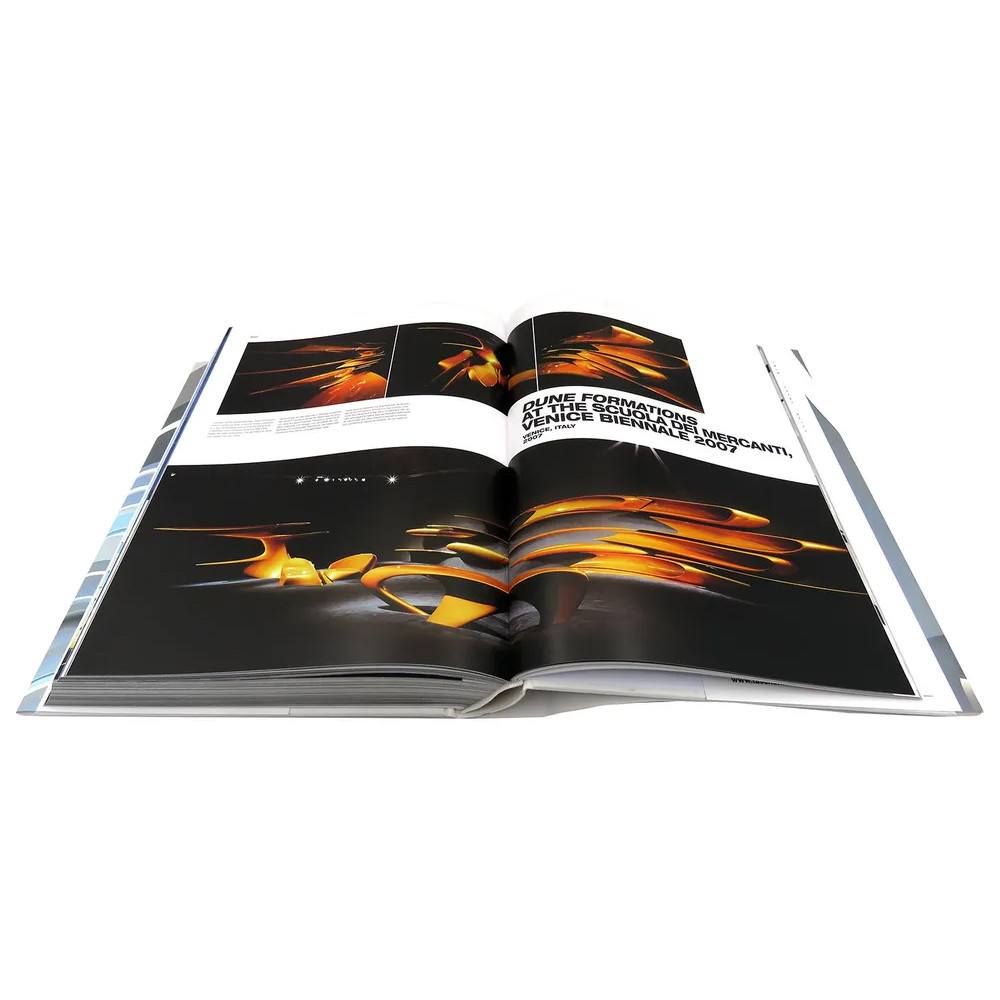 Обширная монография все работы Хадид Zaha Hadid. Complete Works 1979-Today. 2020 Edition