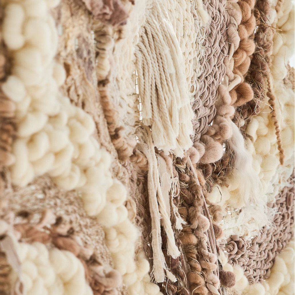 Овальный Современный Гобелен Абстракция в бежевых тонах Shallow