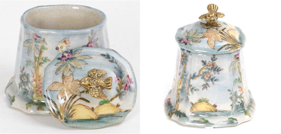 Округлая фарфоровая шкатулка Blue Garden