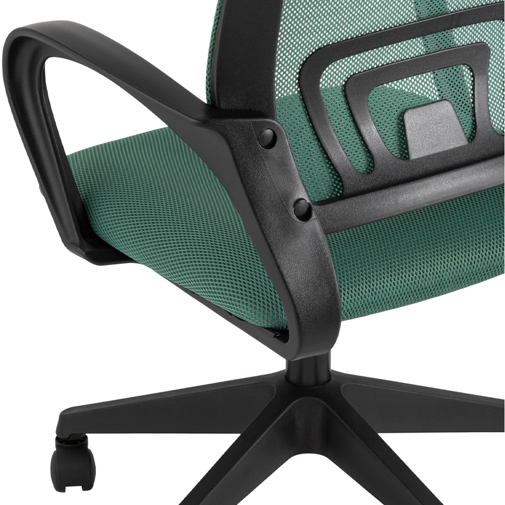Офисное кресло с основанием из черного пластика Desk chairs Green