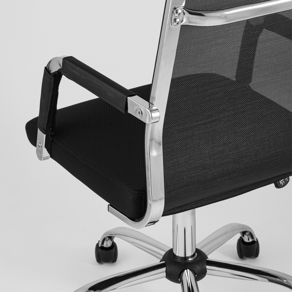 Офисное кресло с сетчатой спинкой NETTING