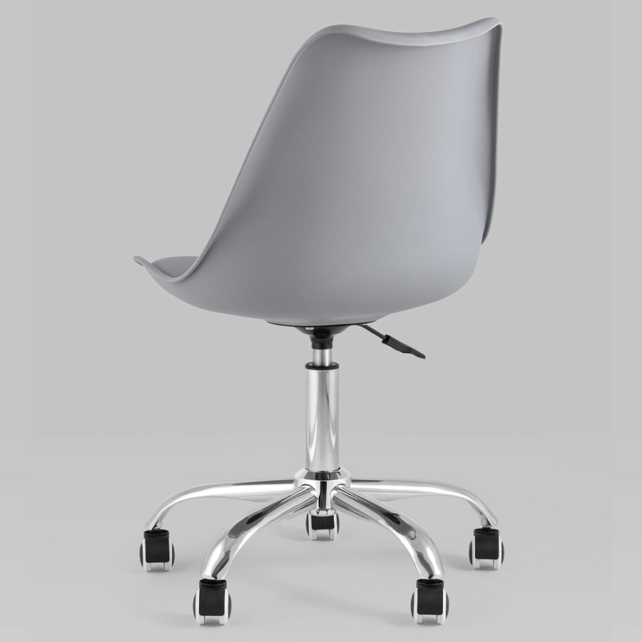 Офисный стул на металлическом основании EGGERY Grey пластик