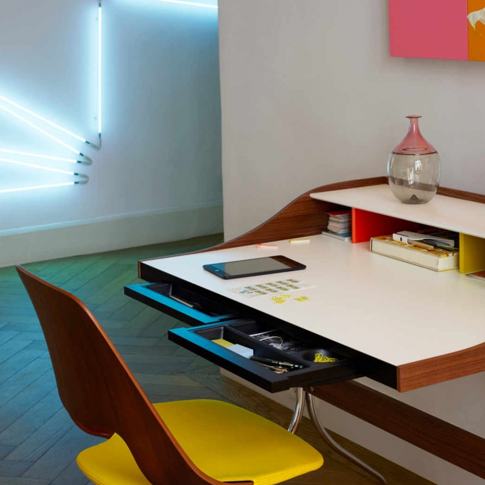 Письменный стол с 2-мя чёрными выдвижными ящиками и нишей с цветными разделителями Ballan