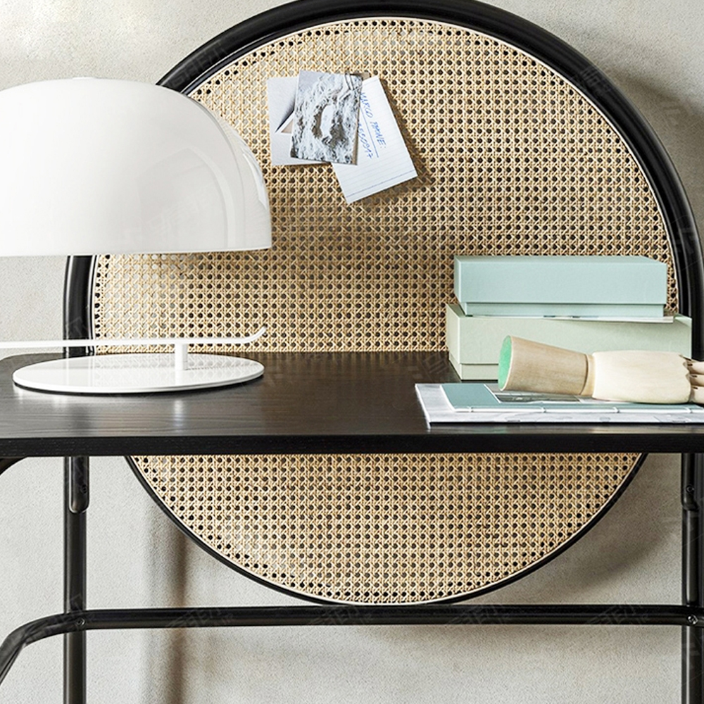 Письменный стол с круглой плетёной панелью для крепления заметок Allegory