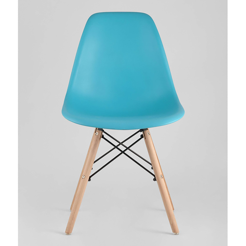 Пластиковый стул на ножках из массива бука Eames Torquoise
