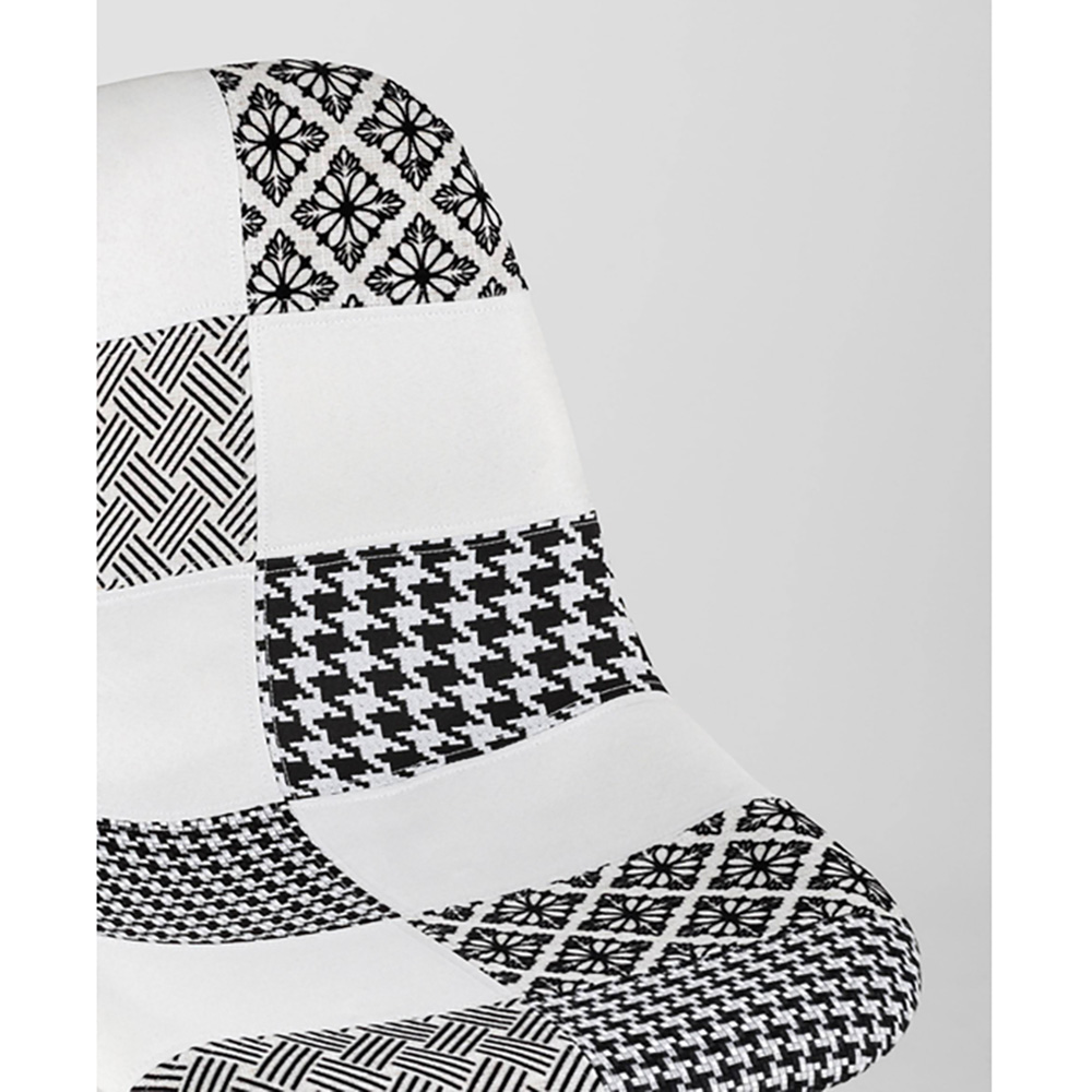 Пластиковый стул на ножках из массива бука Eames Черно-Белый Пэчворк