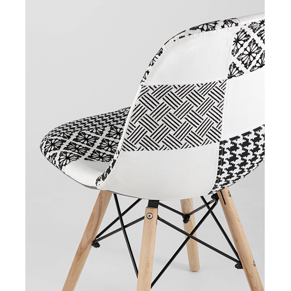 Пластиковый стул на ножках из массива бука Eames Черно-Белый Пэчворк