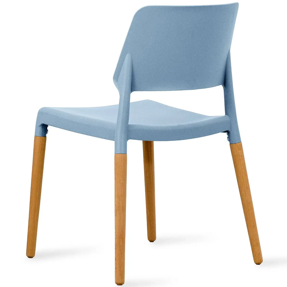 Пластиковый стул на ножках из массива бука Ferret Blue