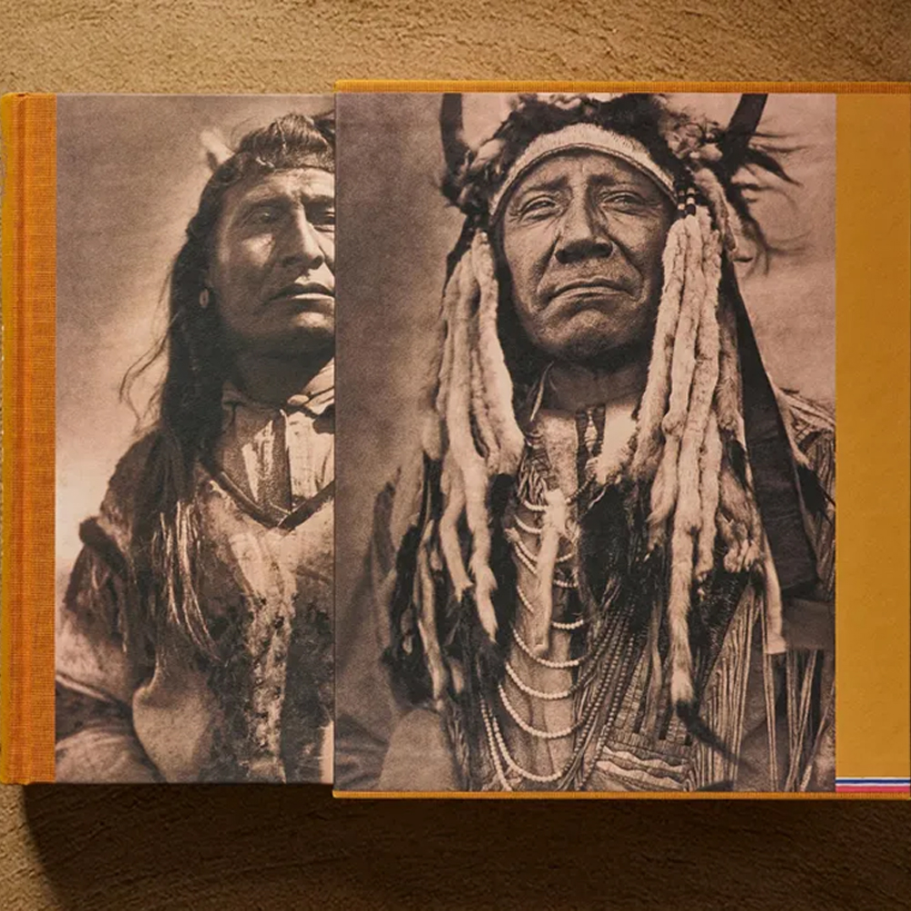 Подарочная Книга Edward S. Curtis North American Indian Complete Portfolios