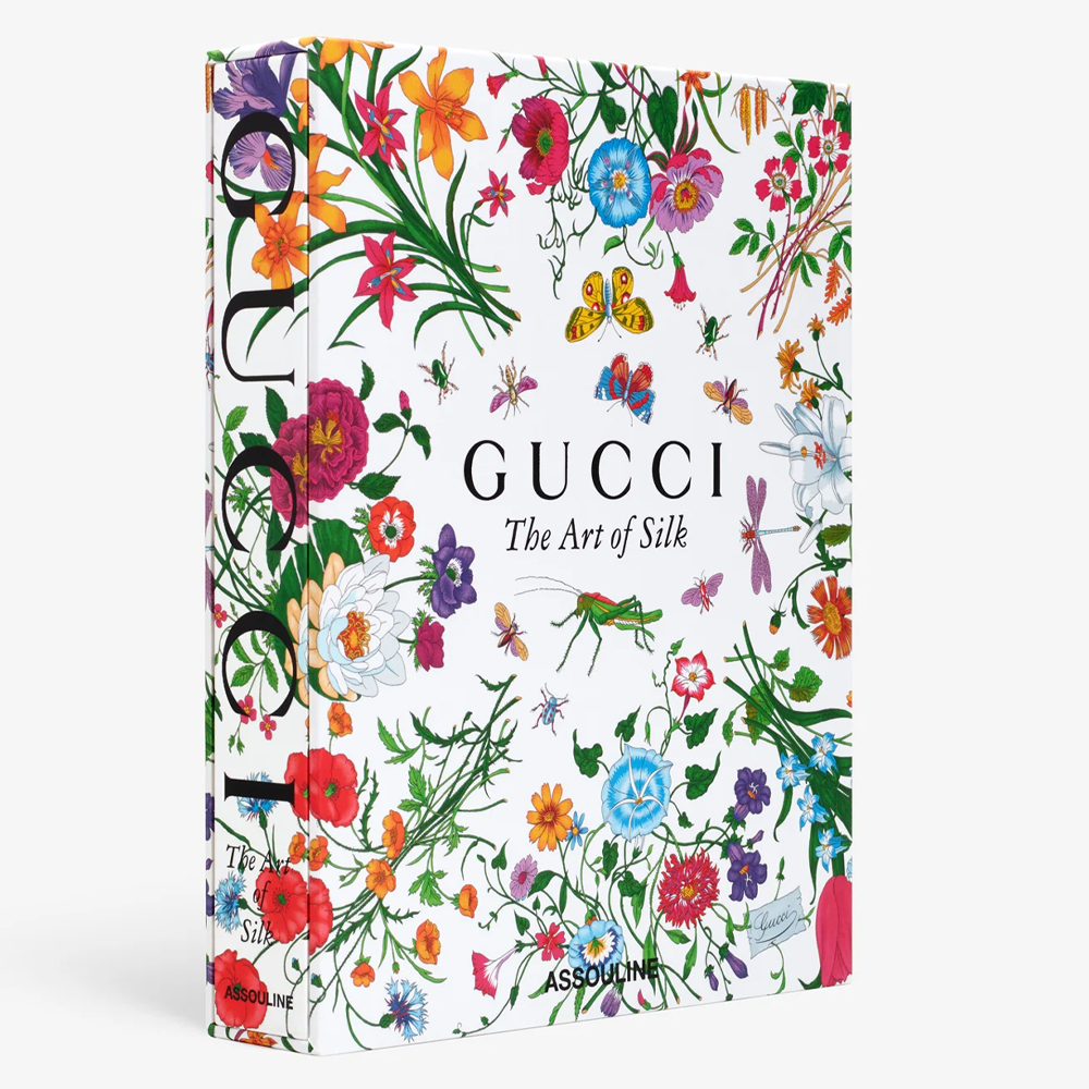 Подарочная коллекционная книга для дизайнеров Gucci. The Art of Silk Assouline