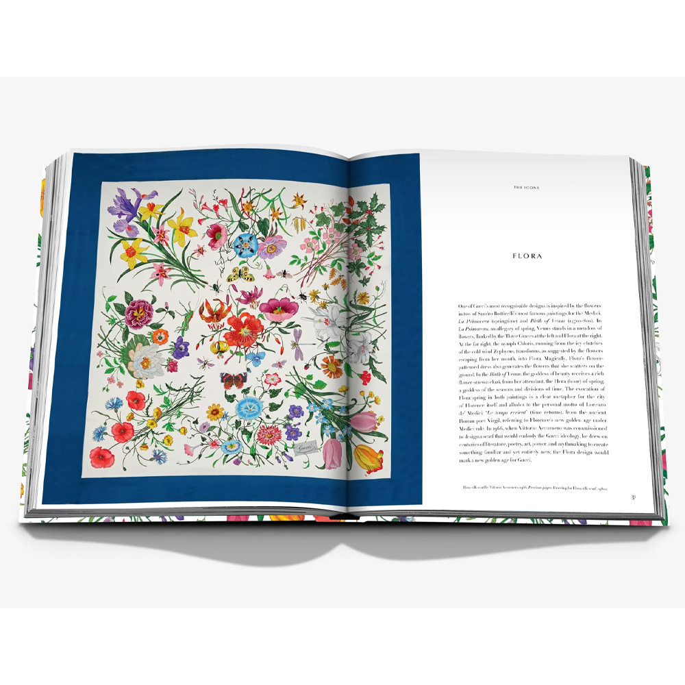Подарочная коллекционная книга для дизайнеров Gucci. The Art of Silk Assouline
