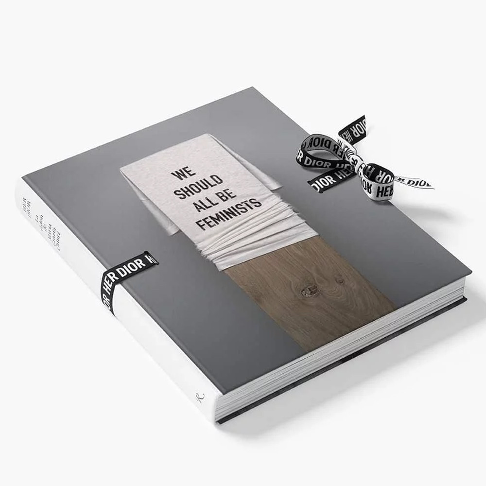 Подарочное издание про феминизм в моде Марии Грации Кьюри Her Dior Maria Grazia Chiuris New Voice