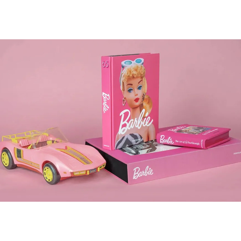 Подарочный редкий коллекционный альбом Барби Barbie - Assouline Coffee Table Book by Assouline