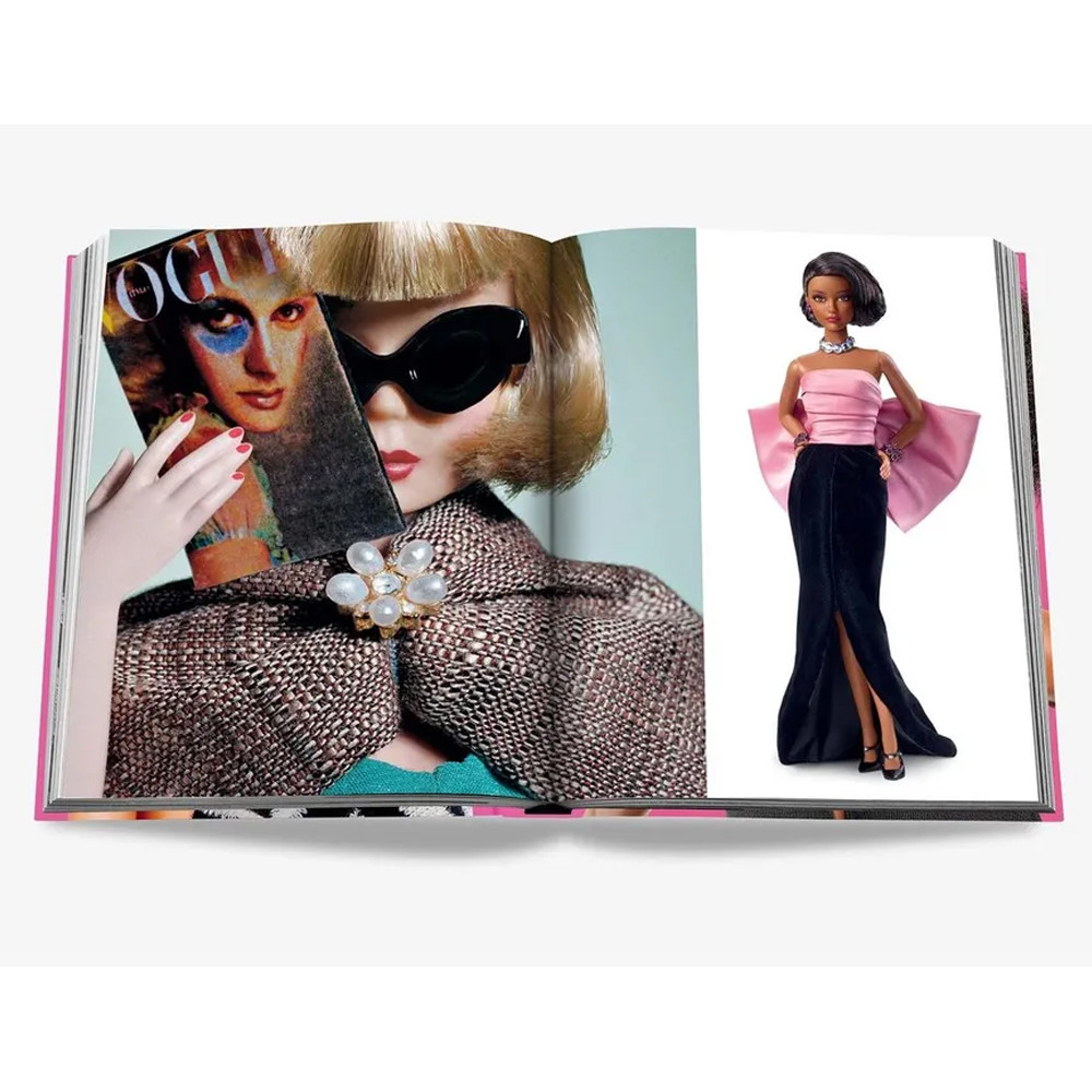 Подарочный редкий коллекционный альбом Барби Barbie - Assouline Coffee Table Book by Assouline