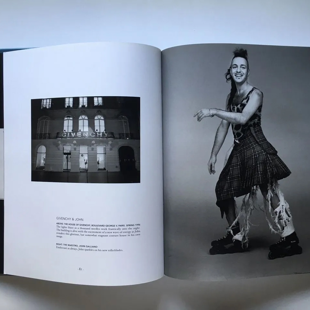 Подарочный Фотоальбом Two Million Miles by Andrew Macpherson