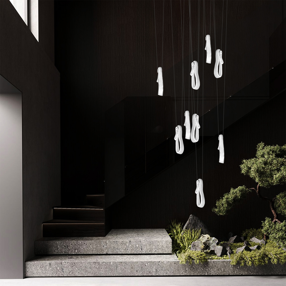 Подвесной светильник белого цвета с изогнутым плафоном Flow Loop