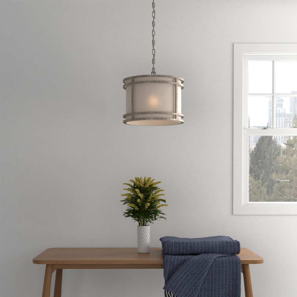 Подвесной светильник в виде барабана с тканевым абажуром и металлическим каркасом Warm Glow