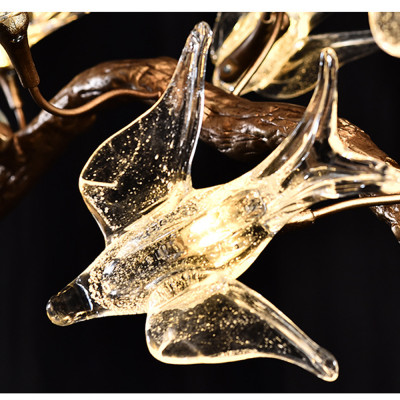 Подвесной светильник в виде золотой ветки с цветами и птичками Marvelous Garden