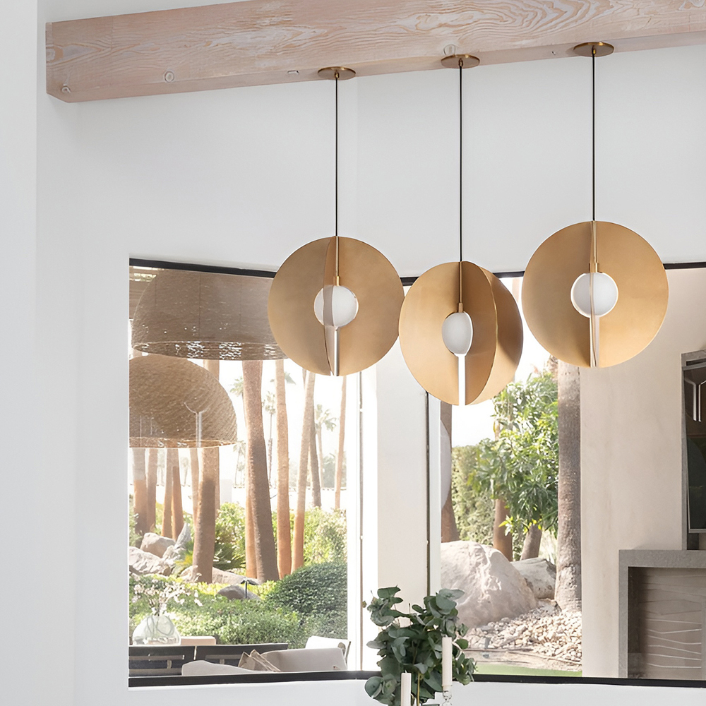 Подвесной светильник в форме золотых дисков Minimalist Lighting Fixture