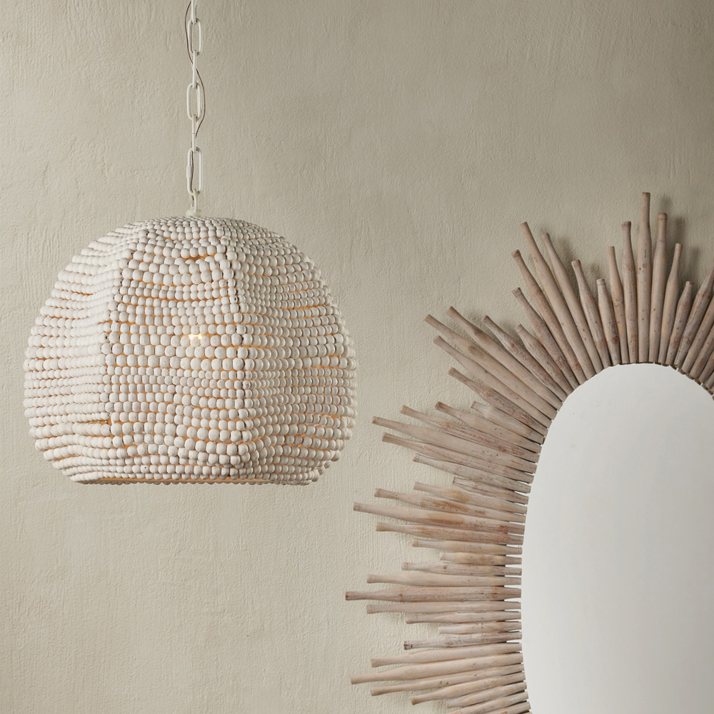 Подвесной светильник в форме купола с декором из круглых деревянных бусин White Wooden Beads Chandelier