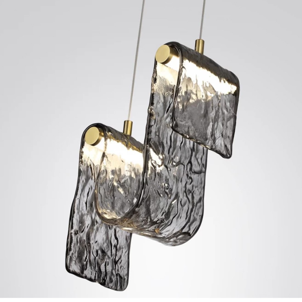Подвесной светильник волнистой формы из фактурного стекла Wave