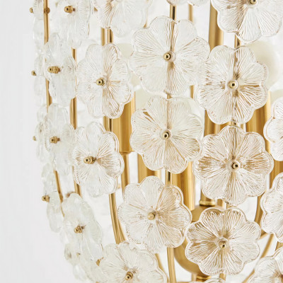 Подвесной светильник декорированный цветами из стекла Lightness of Flowers