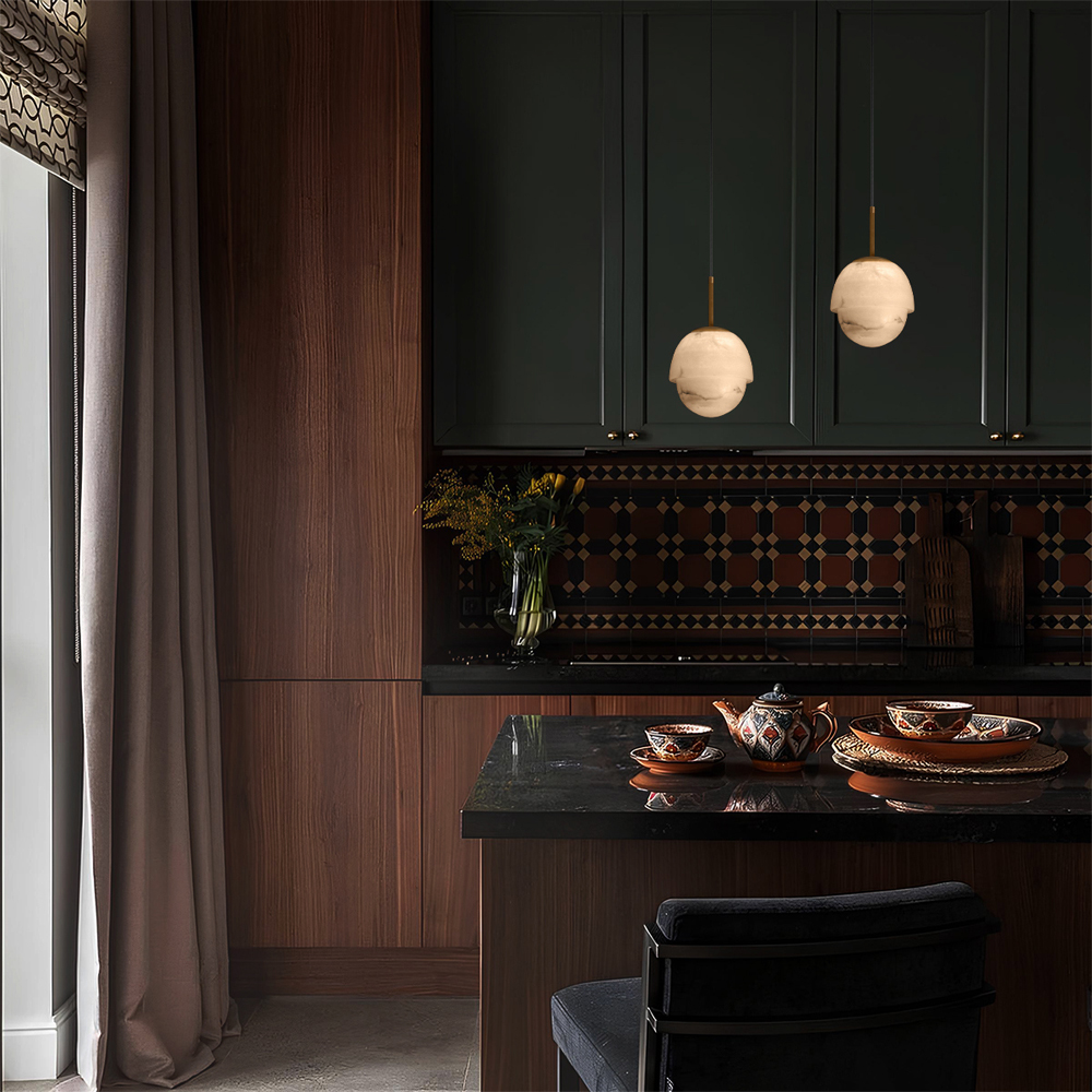 Подвесной светильник из белого алебастра Cryptocrystalline Stone