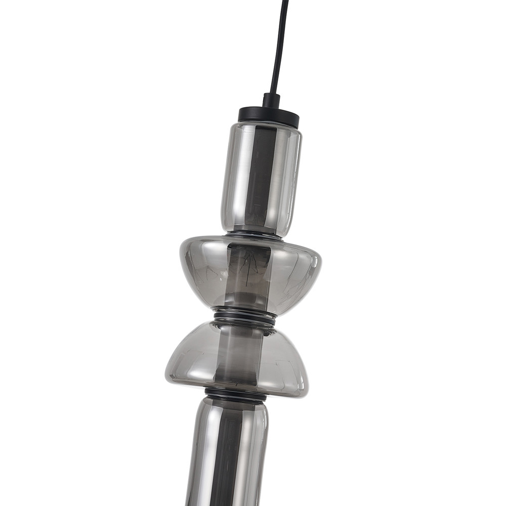 Подвесной светильник из дымчатого стекла цилиндрической формы с чёрным металлическим основанием Hiding secrets