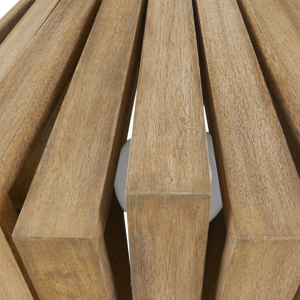 Подвесной светильник из толстых деревянных реек Wooden Slats