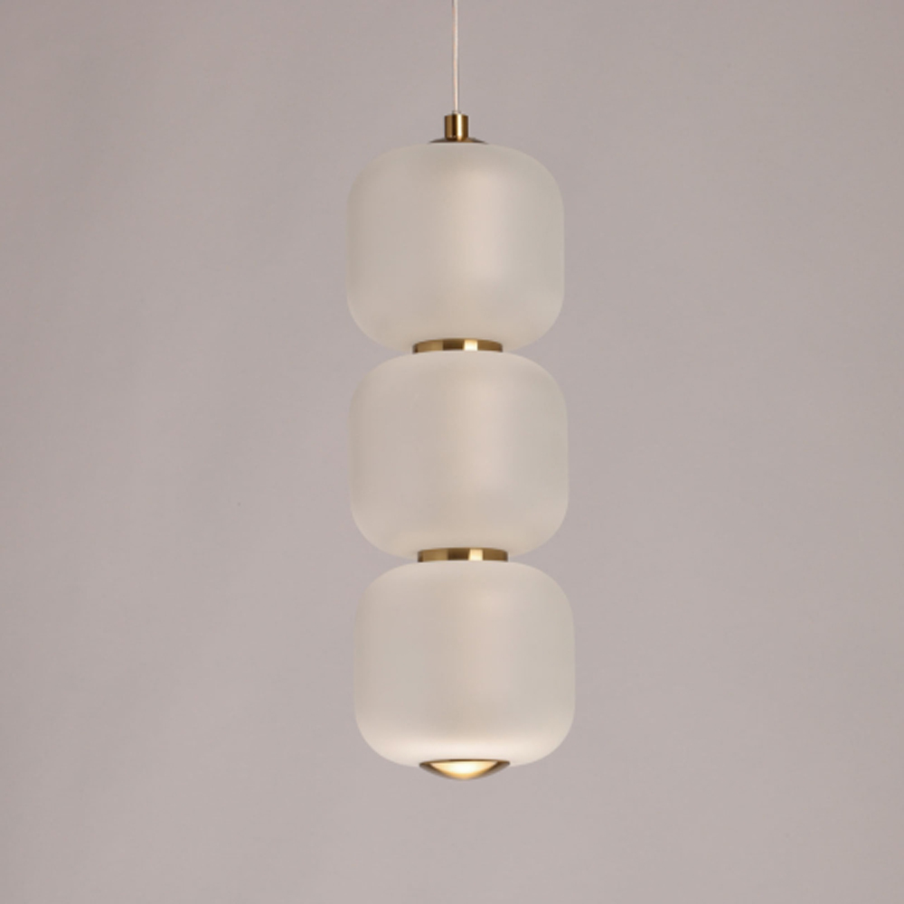 Подвесной светильник с 3-мя округлыми матовыми плафонами из белого стекла Golden Swirl