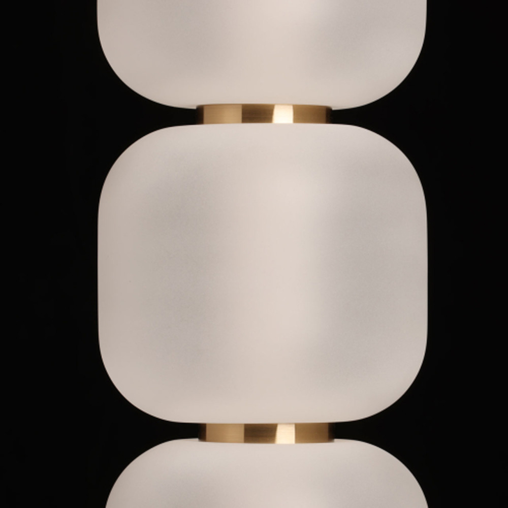 Подвесной светильник с 3-мя округлыми матовыми плафонами из белого стекла Golden Swirl