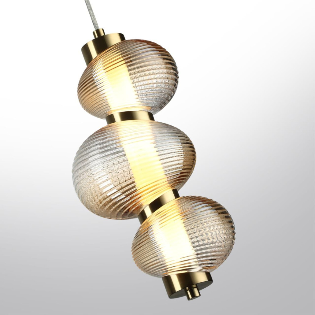 Подвесной светильник с 3-мя рифлеными стеклянными шарами Marcelh Light