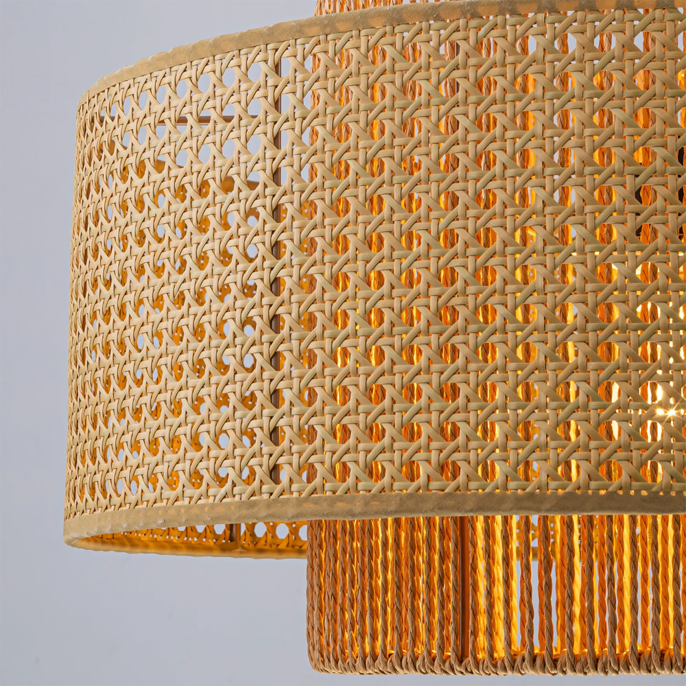 Подвесной светильник с абажуром из плтеного бамбука Light Inside the Cell