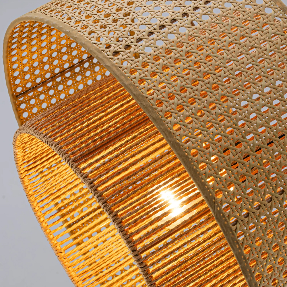 Подвесной светильник с абажуром из плтеного бамбука Light Inside the Cell