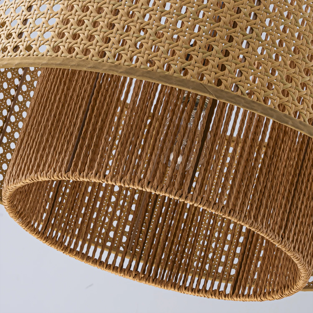 Подвесной светильник с абажуром из плтеного бамбука Light Inside the Cell