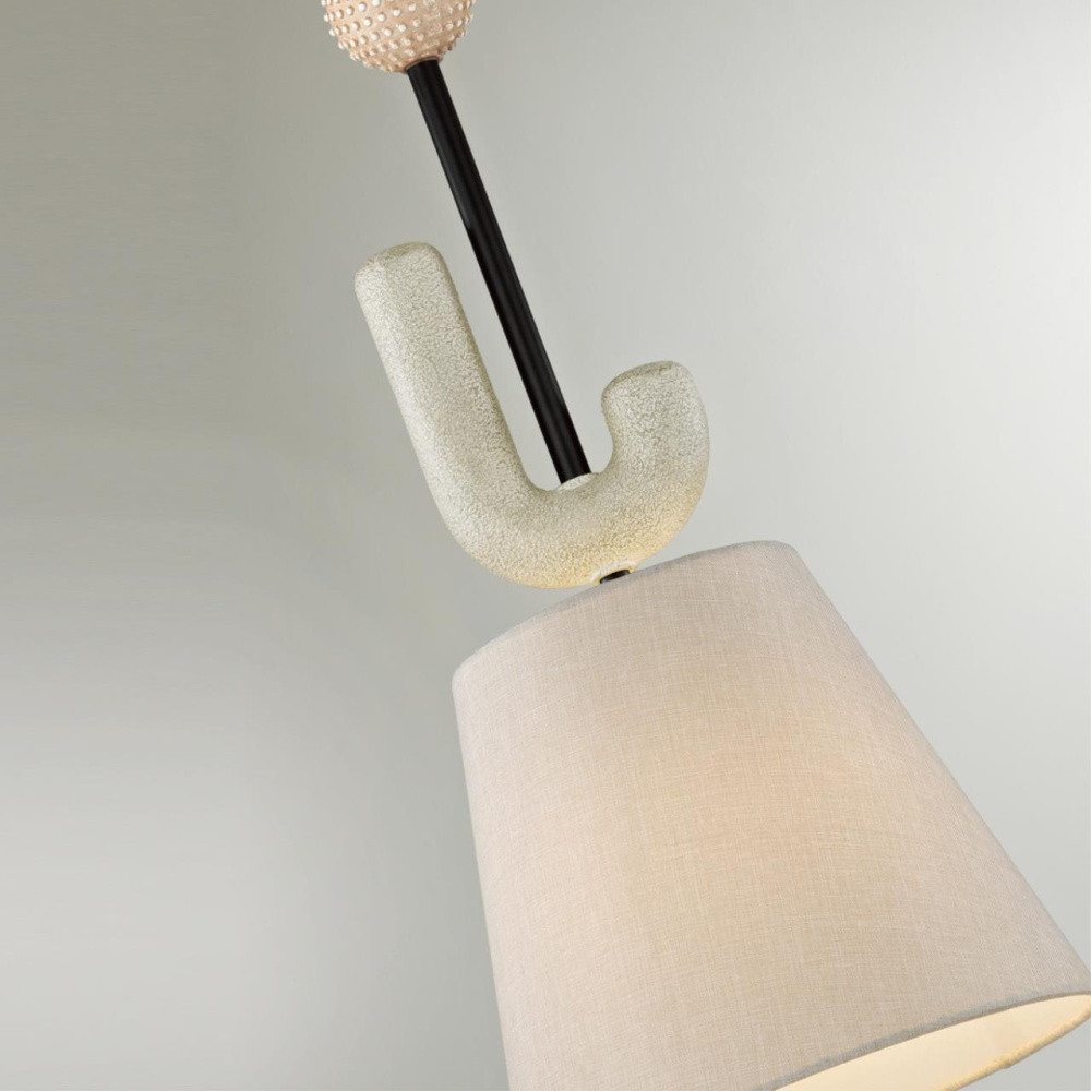 Подвесной светильник с бежевым тканевым плафоном Flourish